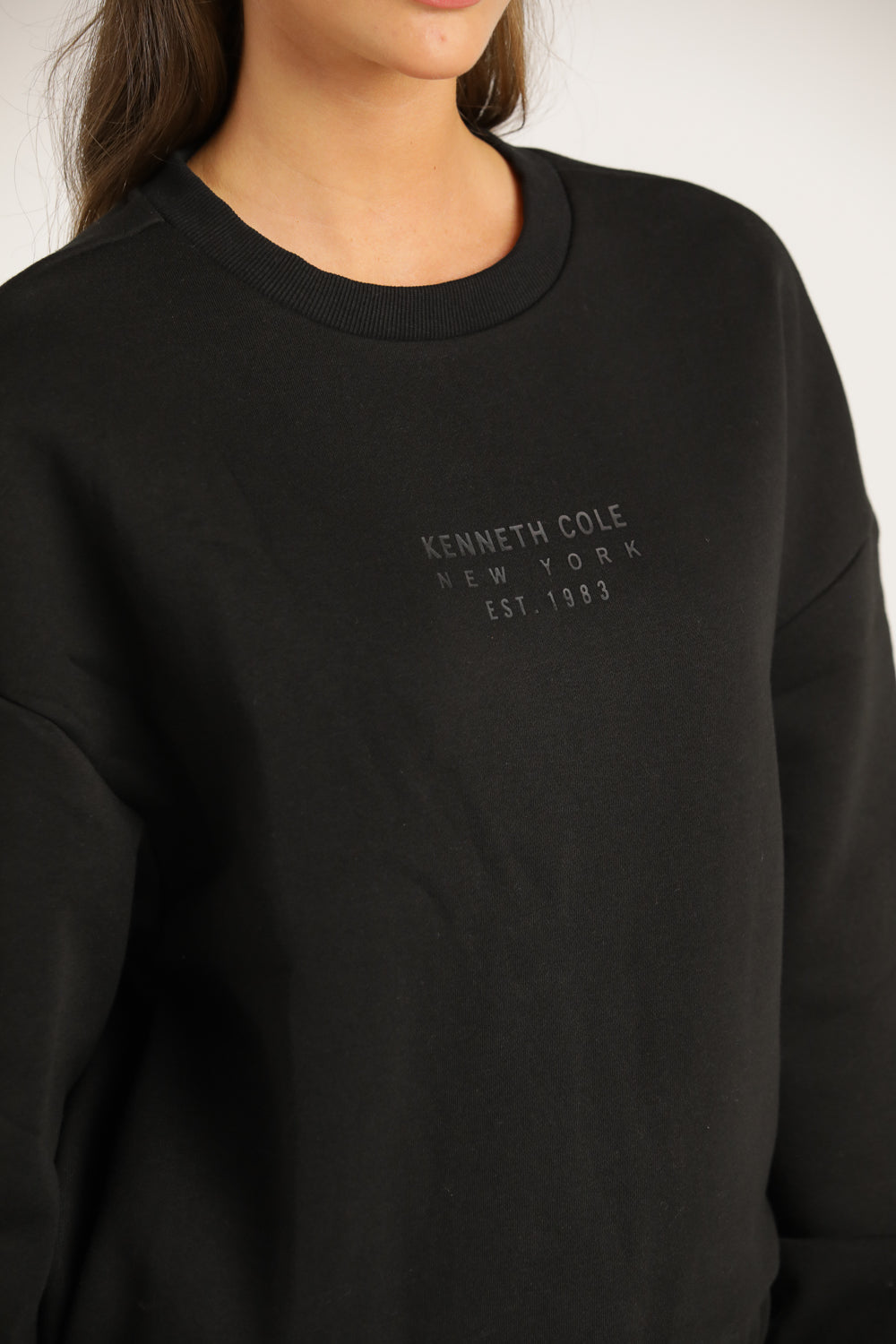 סווטשירט ממותג בגזרת קרופ | קנת קול