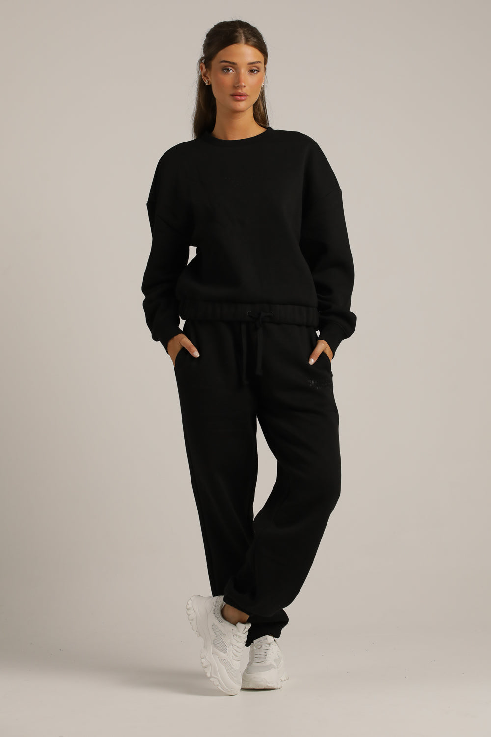 סווטשירט ממותג בגזרת קרופ | קנת קול