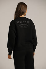 סווטשירט ממותג עם סיומת ריב | קנת קול