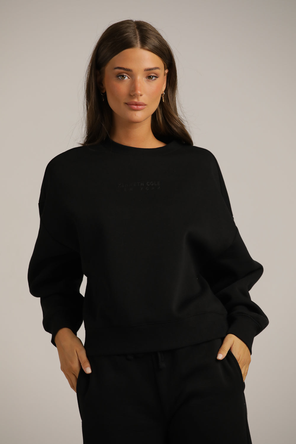 סווטשירט ממותג עם סיומת ריב | קנת קול