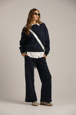 סווטשירט ממותג עם סיומת ריב | קנת קול