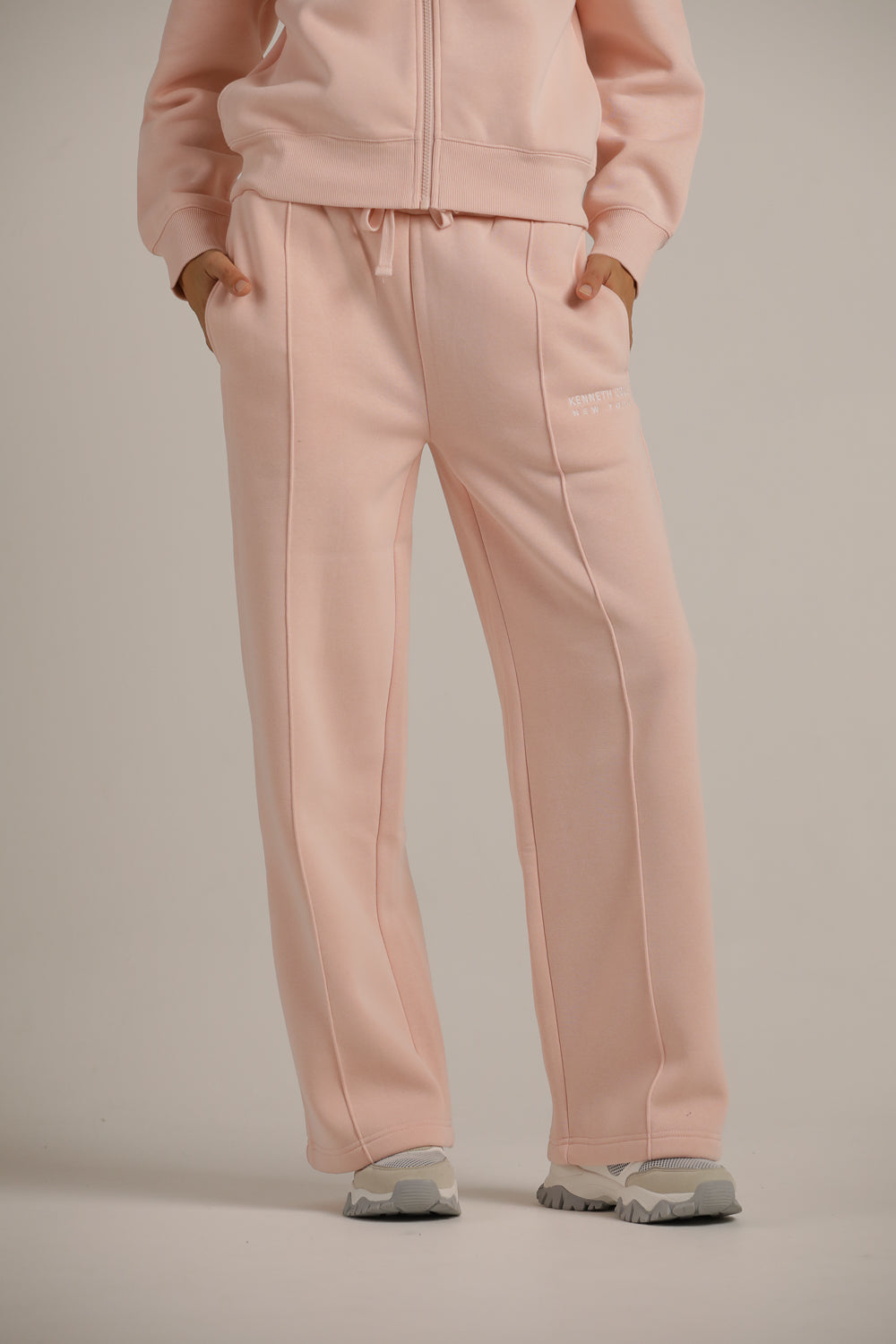 מכנסי טרנינג רחבים | קנת קול