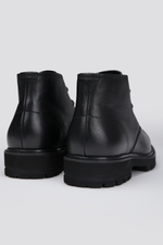 מגפוני עור בצבע שחור | קנת קול