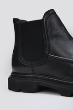 מגפוני עור בסגנון צ'לסי בצבע שחור | קנת קול