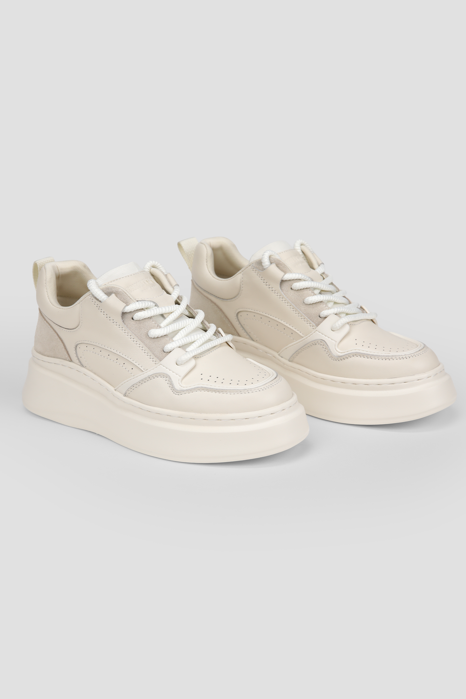 סניקרס פלטפורמה לנשים | קנת קול