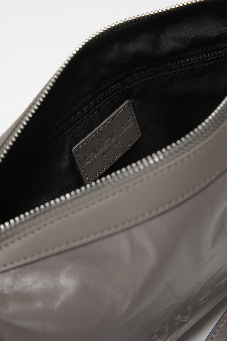 תיק צד בעיצוב אלגנטי | קנת קול 