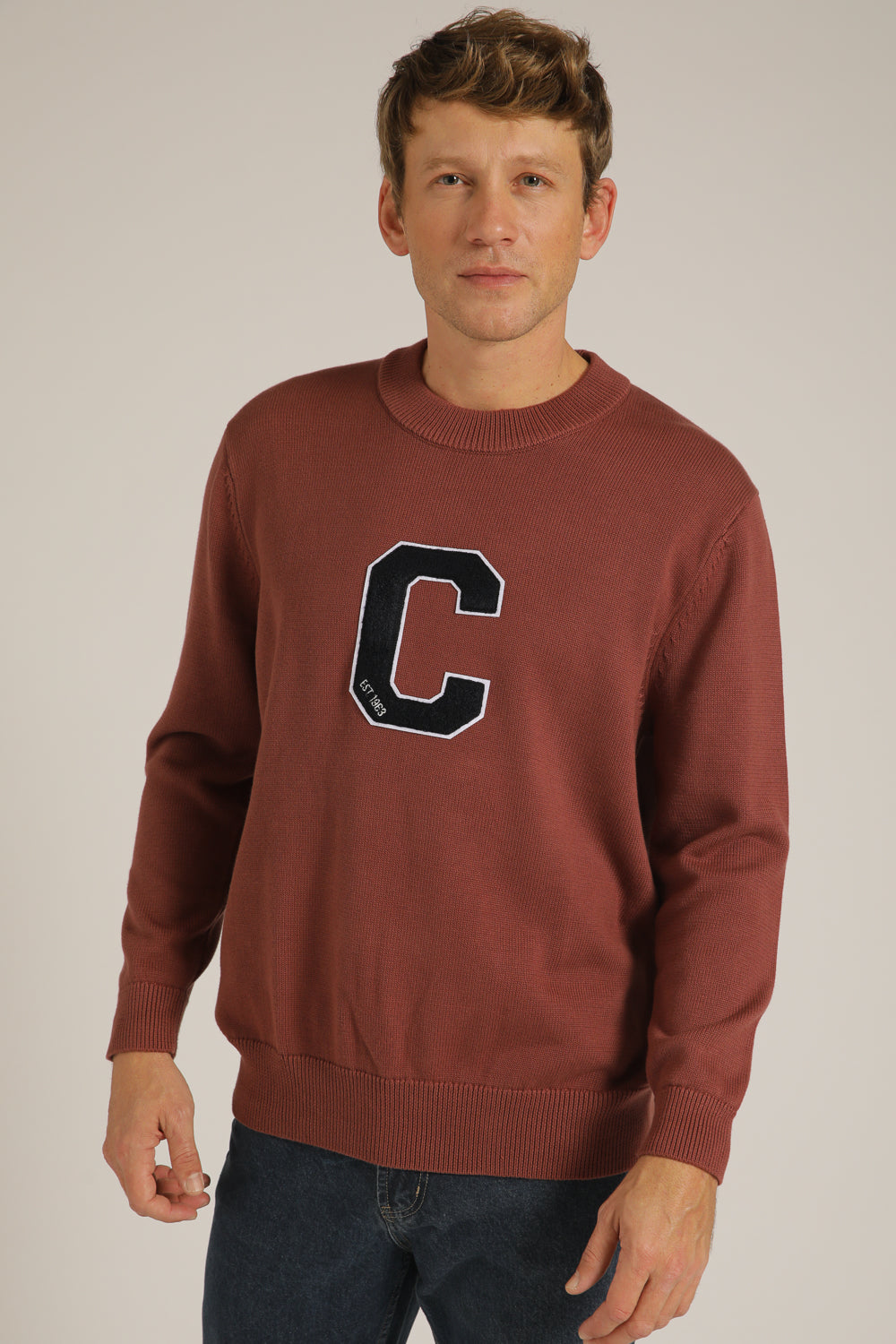 סריג עם פאץ' אות לוגו | קנת קול