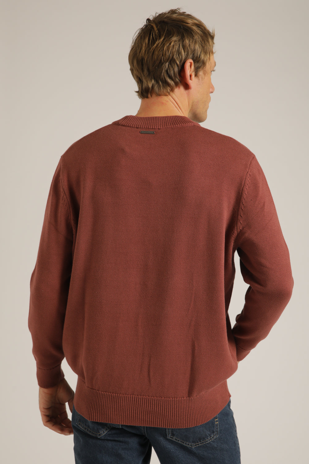 סריג עם פאץ' אות לוגו | קנת קול