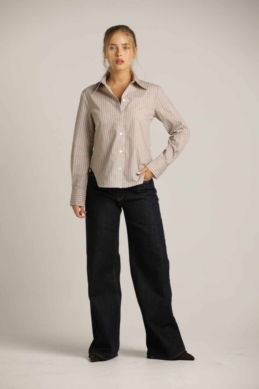 חולצה מכופתרת בטקסטורת פסים | קנת קול