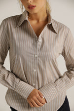 חולצה מכופתרת בטקסטורת פסים | קנת קול