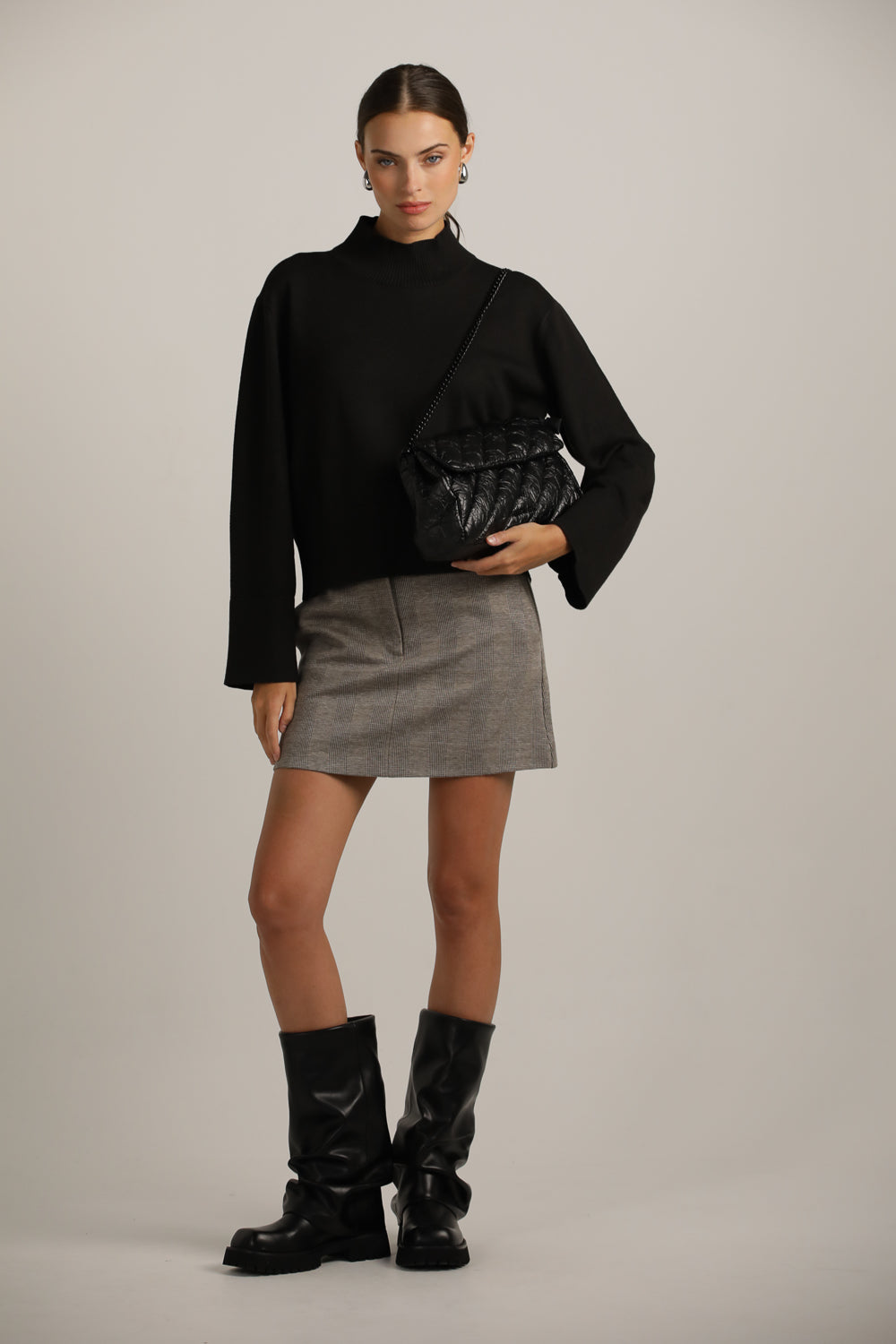 סריג בגזרת אוברסייז עם צווארון גולף | קנת קול