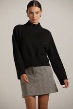 סריג בגזרת אוברסייז עם צווארון גולף | קנת קול