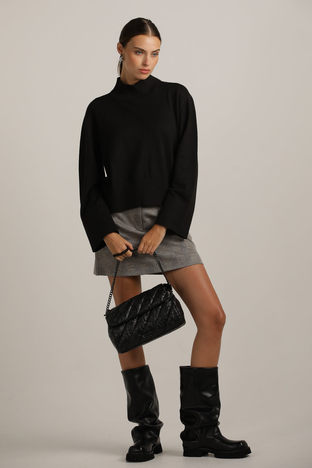 סריג בגזרת אוברסייז עם צווארון גולף | קנת קול