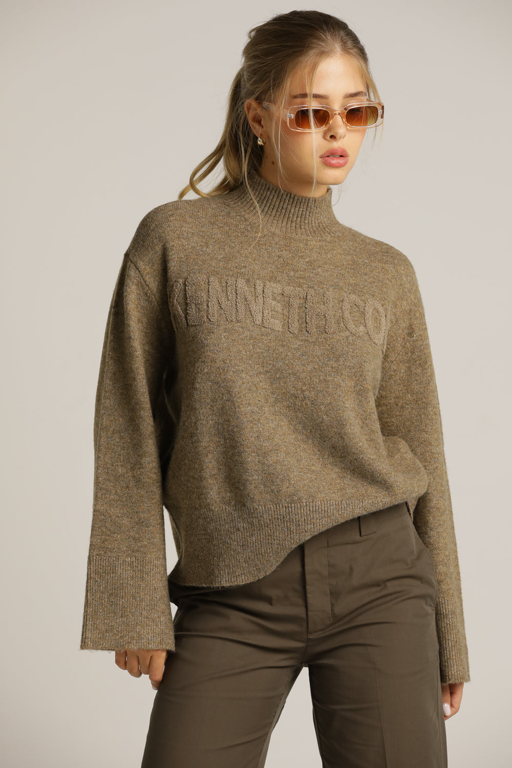 סריג עבה בסגנון גולף עם הטבעת לוגו | קנת קול