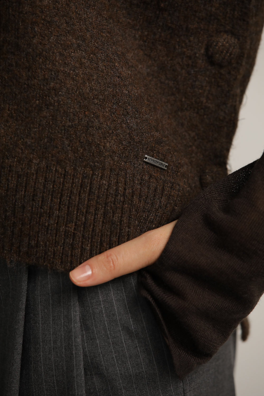 ווסט סרוג וינטג' עם כפתורים בצד | קנת קול