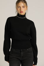 סריג גולף בגזרה קצרה עם שרוולים ארוכים | קנת קול