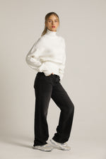 סריג גולף בגזרה קצרה עם שרוולים ארוכים | קנת קול