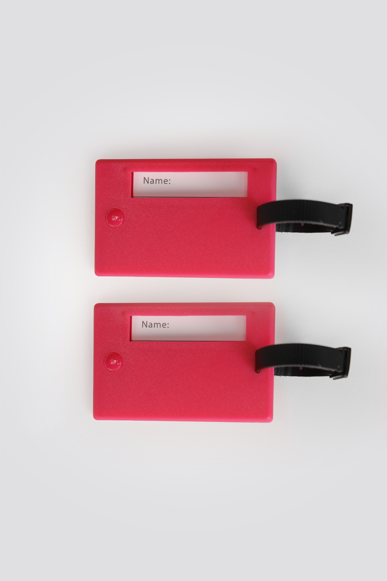 זוג תגיות זיהוי 