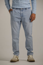  מכנסי ג'ינס במראה שטוף ובגזרת סלים | קנת קול