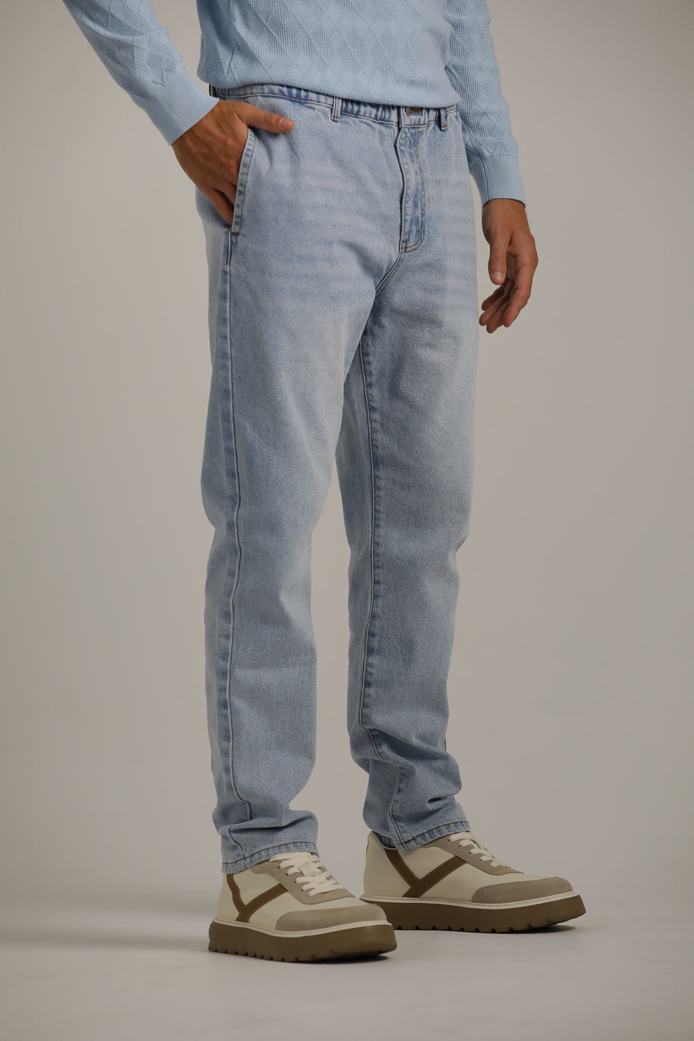  מכנסי ג'ינס במראה שטוף ובגזרת סלים | קנת קול