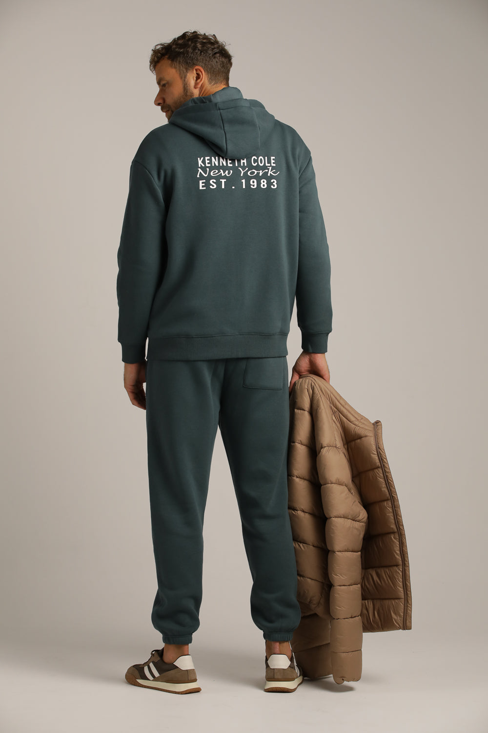 סווטשירט אוברסייז ממותג | קנת קול