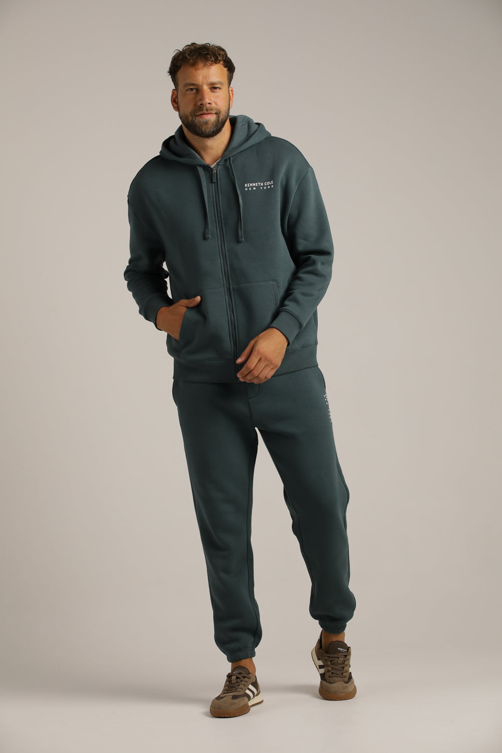 סווטשירט אוברסייז ממותג | קנת קול