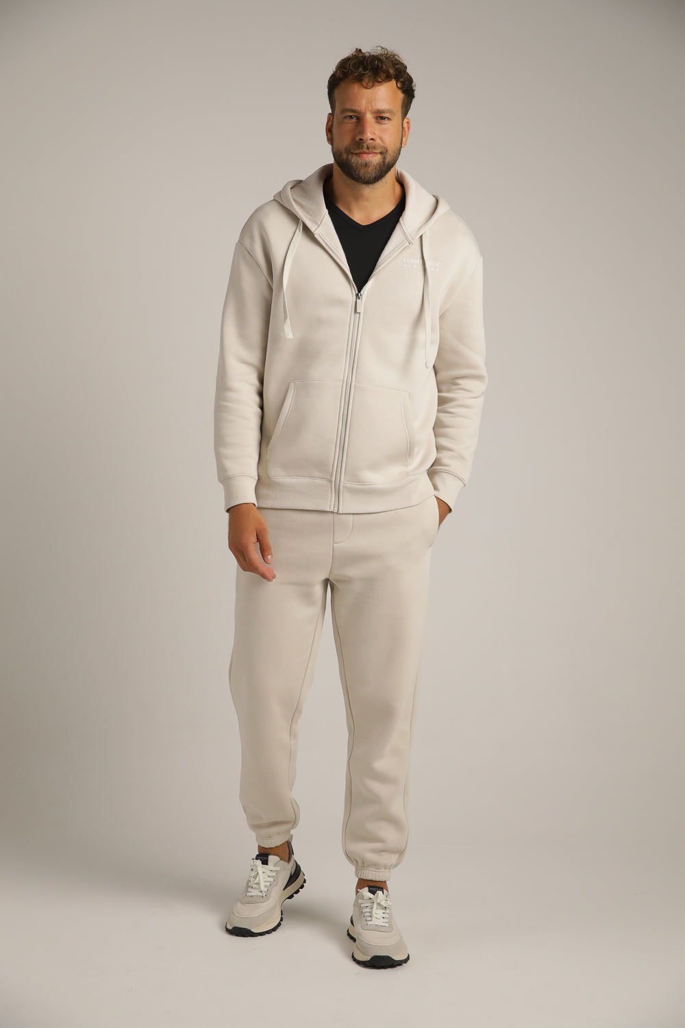 סווטשירט אוברסייז ממותג | קנת קול