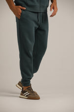 מכנסי טרנינג ממותגים לגברים | קנת קול