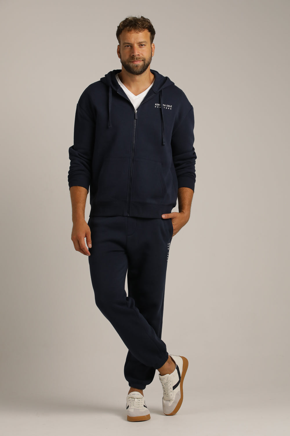 מנכסי טרנינג ממותגים לגברים | קנת קול