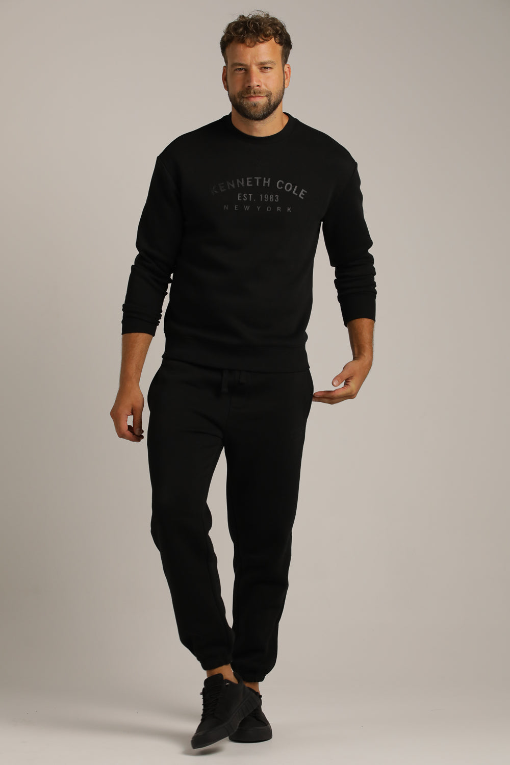 סווטשירט עם מפתח צוואר עגול | קנת קול