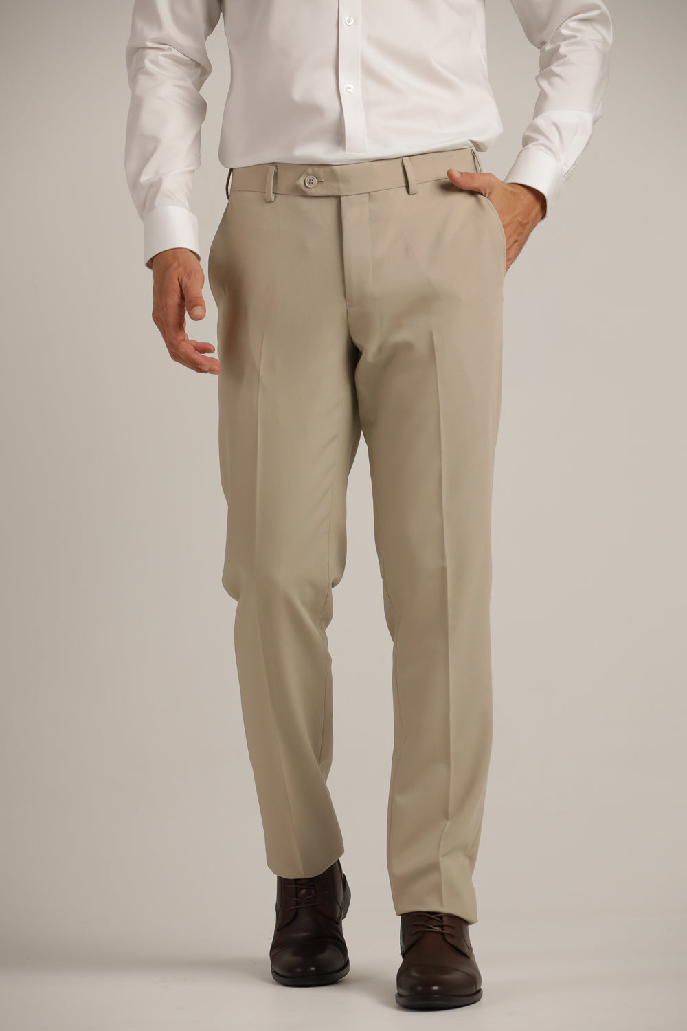 מכנסיים ארוכים בגזרה מחויטת | קנת קול