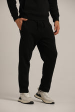 מכנסי טרנינג בגזרה ישרה | קנת קול