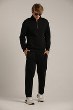 מכנסי טרנינג בגזרה ישרה | קנת קול