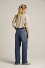 מכנסי ג'ינס בגזרת סטרייט | קנת קול