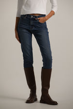 מכנסי ג'ינס בגזרת סלים | קנת קול