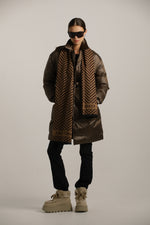 צעיף חורפי עם הדפס ממותג | קנת קול