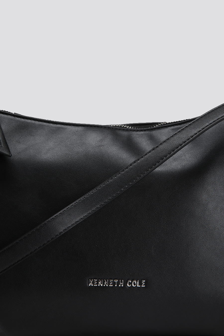 תיק צד אלגנטי בצבע שחור | קנת קול 