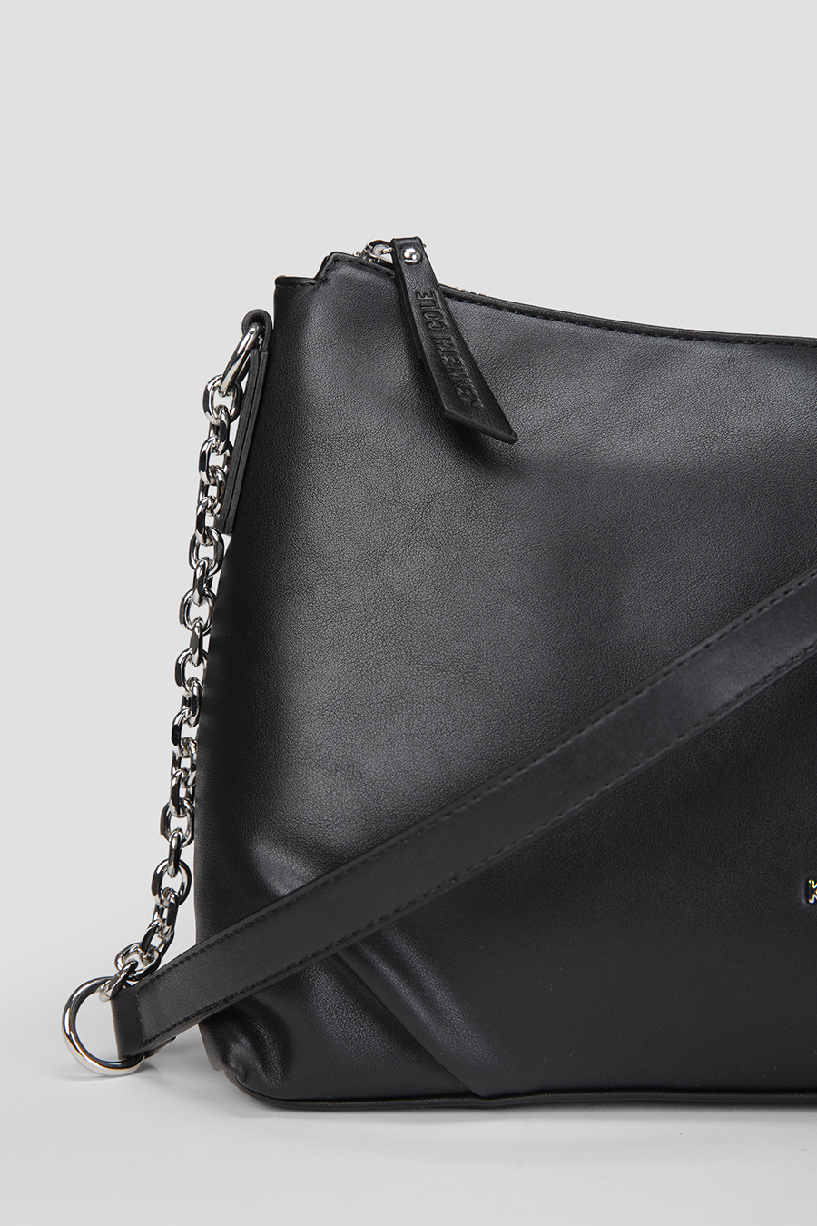 תיק צד אלגנטי בצבע שחור | קנת קול 