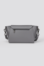 תיק צד אלגנטי עם רצועה מתכווננת | קנת קול 