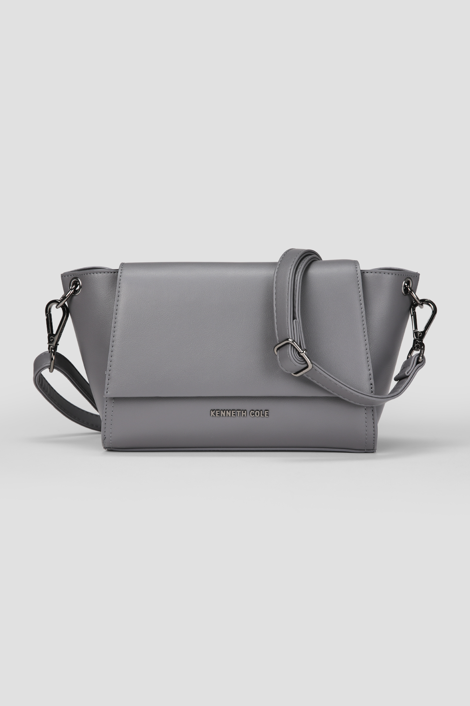 תיק צד אלגנטי עם רצועה מתכווננת | קנת קול 