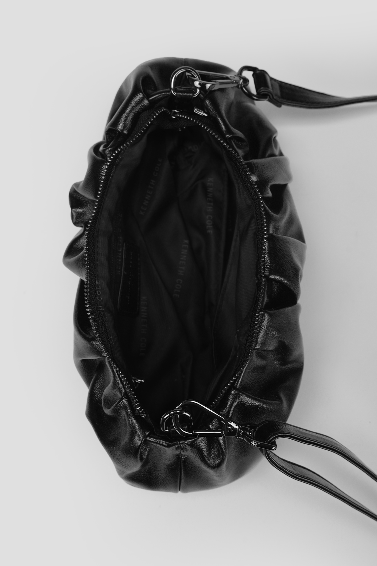 תיק צד אלגנטי בעיצוב כיווצים | קנת קול