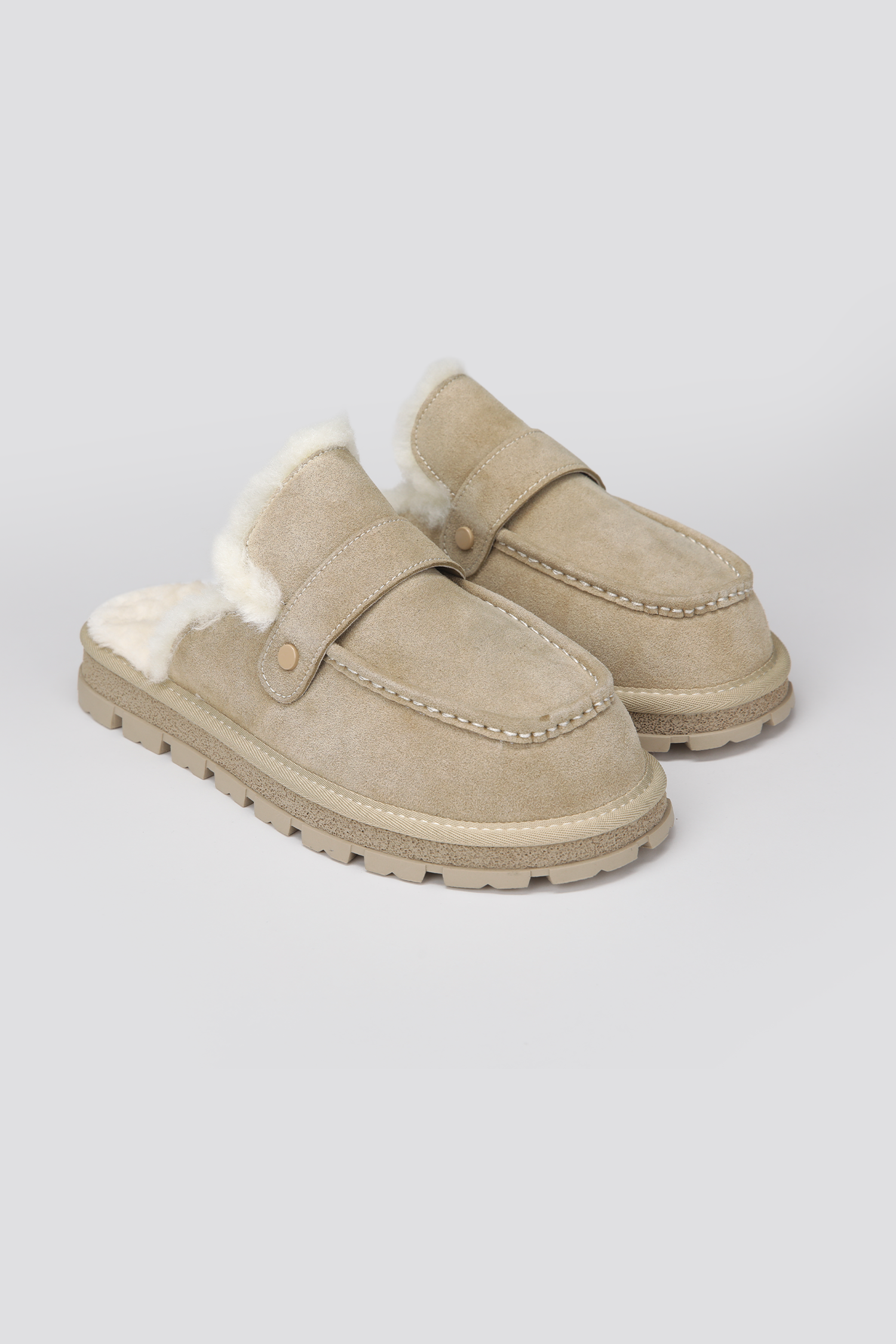 כפכפי מוקסין פרוותיים | קנת קול