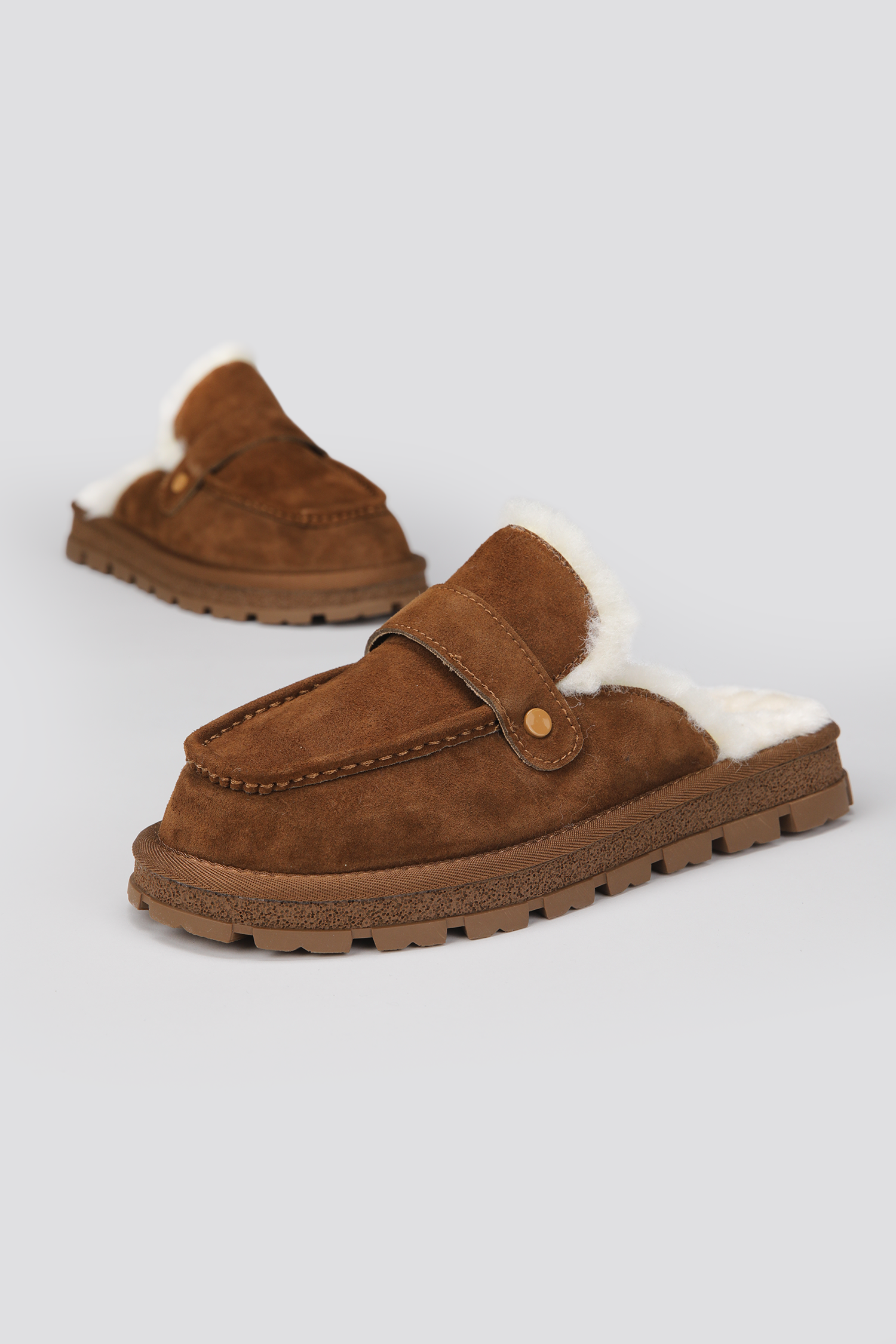 כפכפי מוקסין פרוותיים | קנת קול