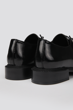 נעלי דרבי בעיצוב אלגנטי | קנת קול