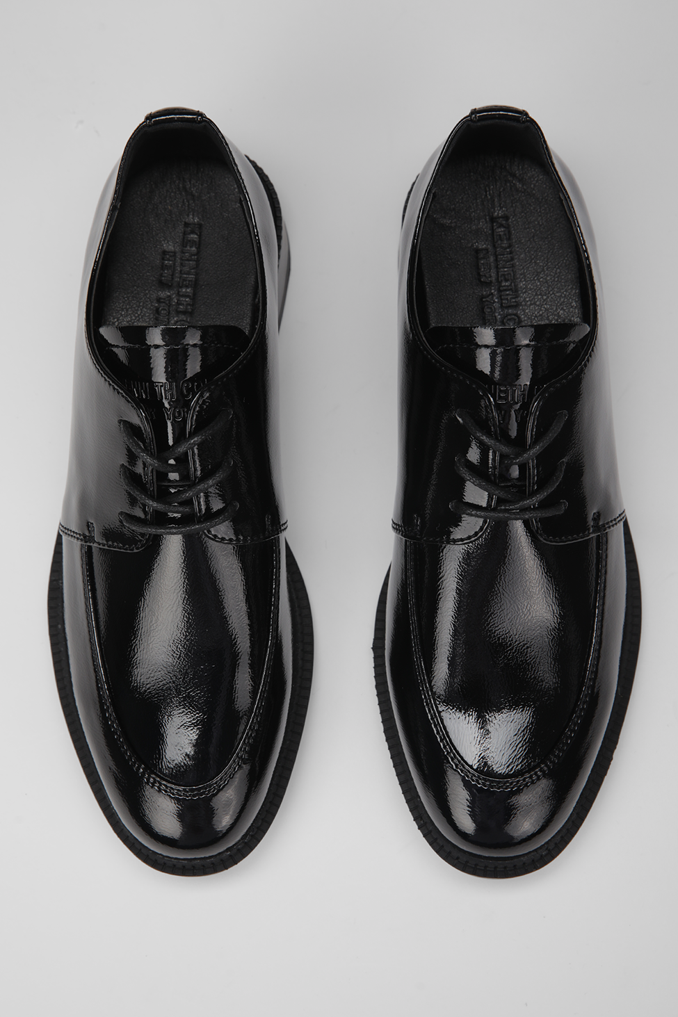 נעלי דרבי בעיצוב אלגנטי | קנת קול