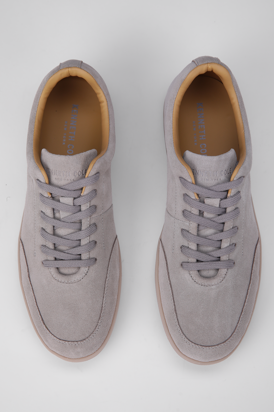 סניקרס זמש בצבע אפור | קנת קול