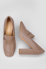 נעלי עקב במראה אלגנטי | קנת קול