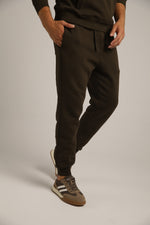 מכנסי טרנינג עם סיומת גומי | קנת קול