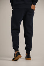 מכנסי טרנינג עם סיומת גומי | קנת קול