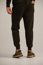 מכנסי טרנינג עם סיומת גומי | קנת קול